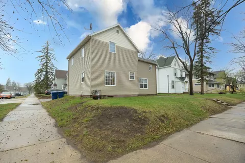 727 6th Ave S, Saint Cloud, MN 56301