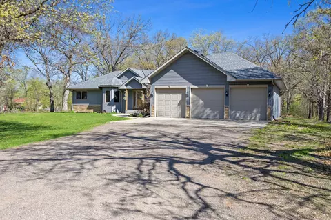 9527 253rd Ave NW, Zimmerman, MN 55398