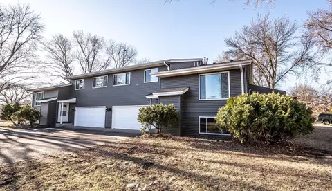 1012 1st St, Farmington, MN 55024