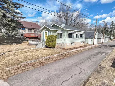818 Dickerman Ave, Duluth, MN 55807