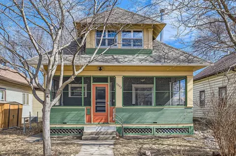3223 38th Ave S, Minneapolis, MN 55406