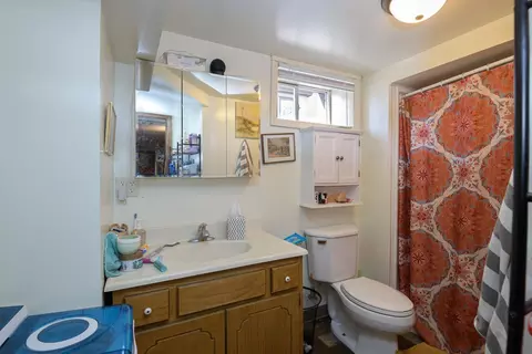 Bath - 707 6th Ave S, Saint Cloud, MN 56301 photo 3 of 3
