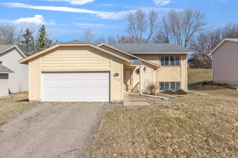15478 Michele Ln, Eden Prairie, MN 55346