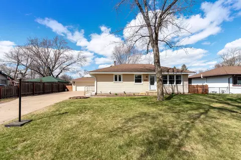 2901 115th Ln NW, Coon Rapids, MN 55433
