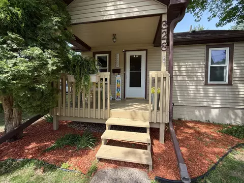 328 Jefferson Pl, Faribault, MN 55021
