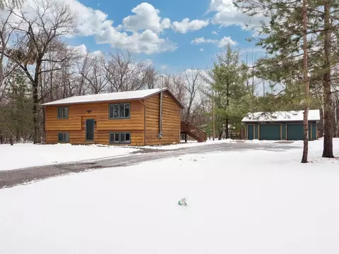 2504 N Waconia Cir NE, Bethel, MN 55005