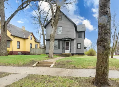 703 6th Ave S, Saint Cloud, MN 56301