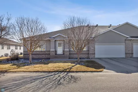 1837 Evergreen Way, West Fargo, ND 58078
