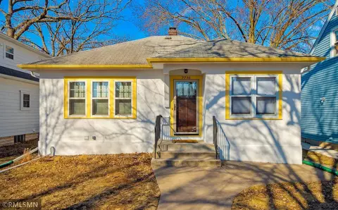 2736 40th Ave S, Minneapolis, MN 55406