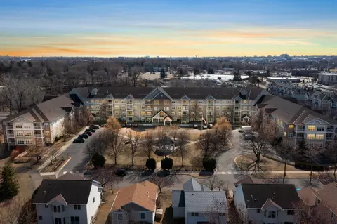 1480 Applewood Ct W #115, Roseville, MN 55113