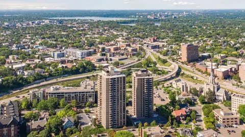 400 Groveland Ave #1808, Minneapolis, MN 55403