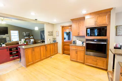 Kitchen - 1150 Highway 7 SW, Appleton, MN 56208 photo 7 of 20