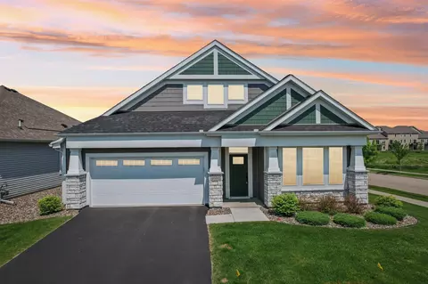 4600 Foxglove Dr, Minnetrista, MN 55331