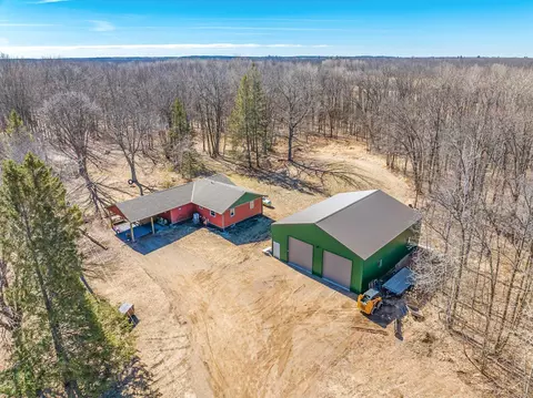 6913 Stevens Rd, Wahkon, MN 56386
