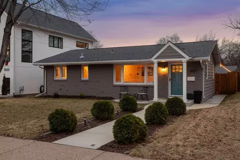 5537 Irving Ave S, Minneapolis, MN 55419