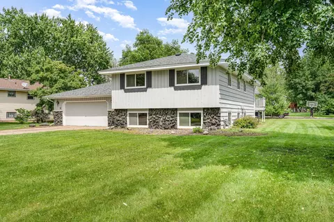 8211 6th St NE, Spring Lake Park, MN 55432