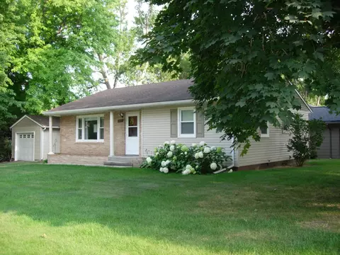 1434 N 5th St, Montevideo, MN 56265