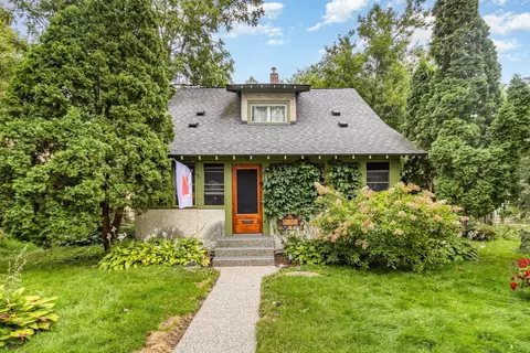 3241 42nd Ave S, Minneapolis, MN 55406