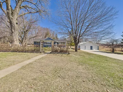 4130 Clover Ave, Vadnais Heights, MN 55127
