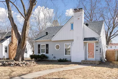 3824 Zenith Ave N, Robbinsdale, MN 55422