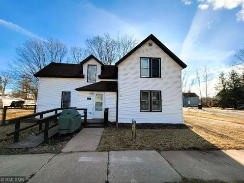 102 Leslie Ave E, Clarissa, MN 56440