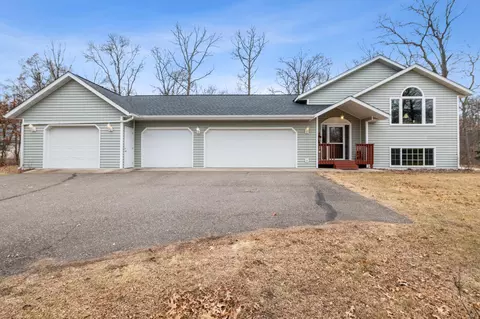 33901 Dancing Bear Dr, Crosslake, MN 56442