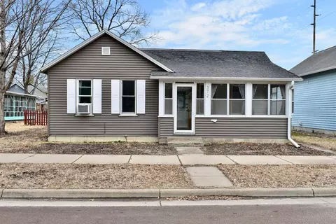 372 E Sanborn St, Winona, MN 55987