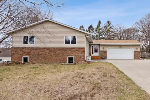 8285 Cleadis Ave, Inver Grove Heights, MN 55076