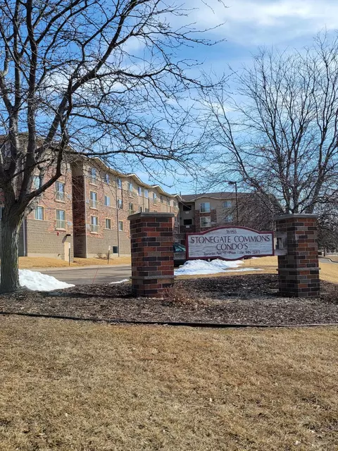 16955 Toronto Ave SE #215, Prior Lake, MN 55372