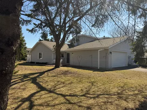 9491 Jefferson St NE, Blaine, MN 55434