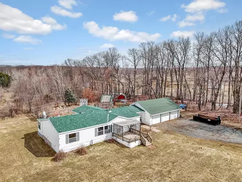 2175 180th Ave, Eureka, WI 54824