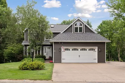 515 Greaton Rd, New Richmond, WI 54017