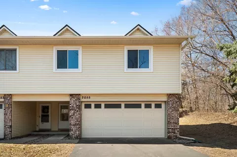 2055 Edgerton St, Maplewood, MN 55117