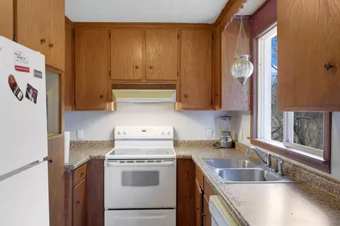 518 3rd St, Mora, MN 55051 photo 5