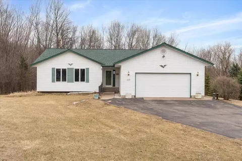 224 Blue Sky Dr, Glenwood City, WI 54013