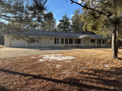 12502 Freedom Dr, Menahga, MN 56464