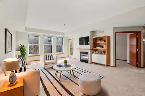 600 N 2nd St #302, Minneapolis, MN 55401