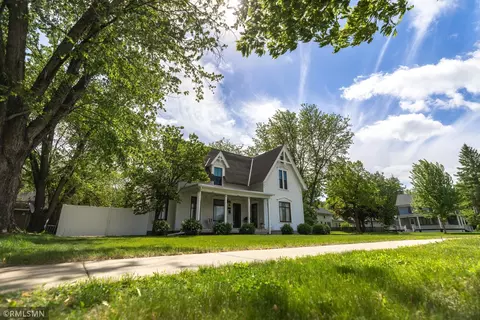 201 2nd St N, Cannon Falls, MN 55009