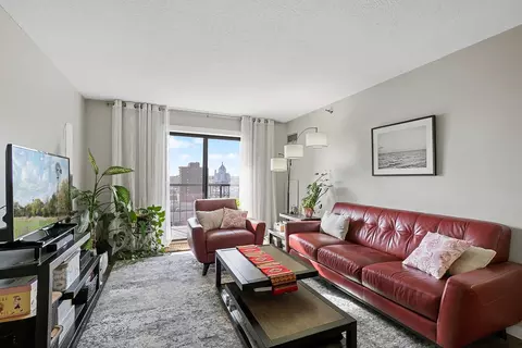 78 10th St E #1908, Saint Paul, MN 55101