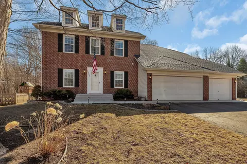 8265 Narcissus St, Victoria, MN 55386