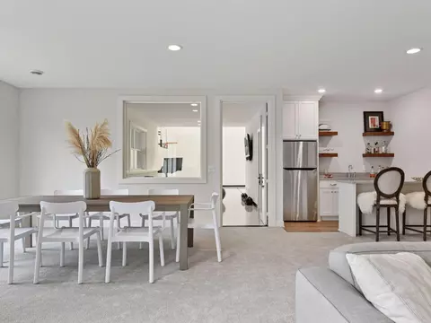 Dining - 4590 Sunset Ln, Excelsior, MN 55331 photo 2 of 3