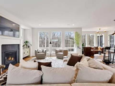 Living - 4590 Sunset Ln, Excelsior, MN 55331 photo 3 of 6