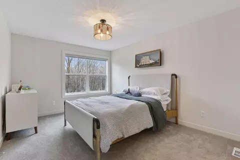 Bedroom - 4590 Sunset Ln, Excelsior, MN 55331 photo 5 of 6
