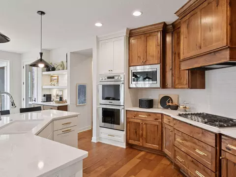Kitchen - 4590 Sunset Ln, Excelsior, MN 55331 photo 5 of 8