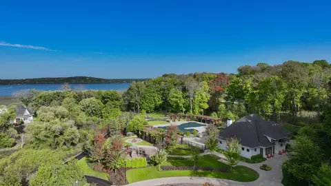 View/Area - 4590 Sunset Ln, Excelsior, MN 55331 photo 5 of 16