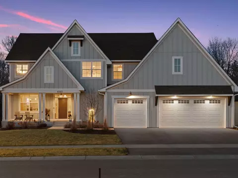 4590 Sunset Ln, Minnetrista, MN 55331