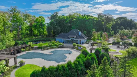 View/Area - 4590 Sunset Ln, Excelsior, MN 55331 photo 8 of 16