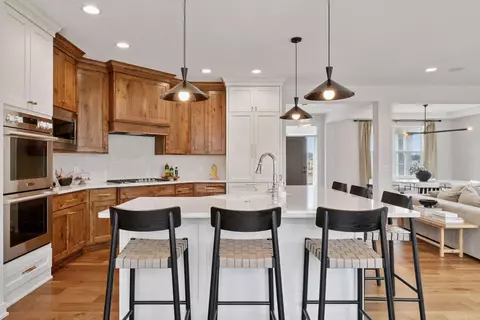 Kitchen - 4590 Sunset Ln, Excelsior, MN 55331 photo 4 of 8