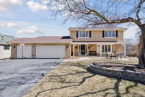 2900 Alvarado Ln N, Plymouth, MN 55447