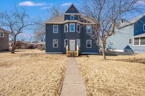 1306 E 4th St, Superior, WI 54880